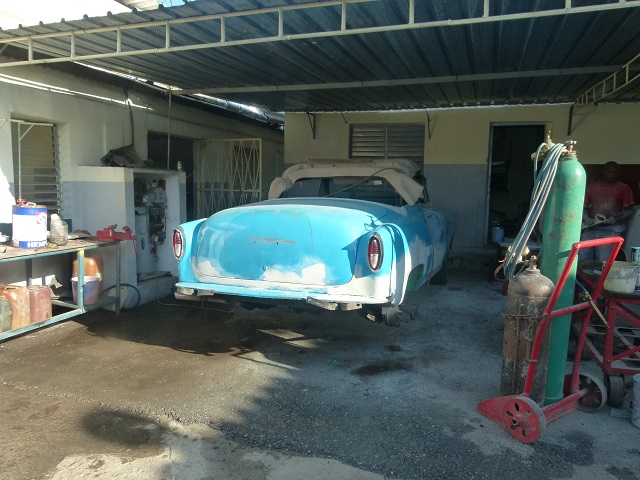 Old cars_Cuba